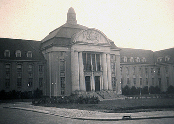 Geb&auml;ude der Bezirksverwaltung Schwerin, 1955. Quelle: BStU, MfS, BV Schwerin, AU 42/55
